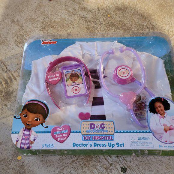 Doc McStuffin's Doctor's Dress Up Set, by Just Play and Disney Junior - Picture 3 of 5